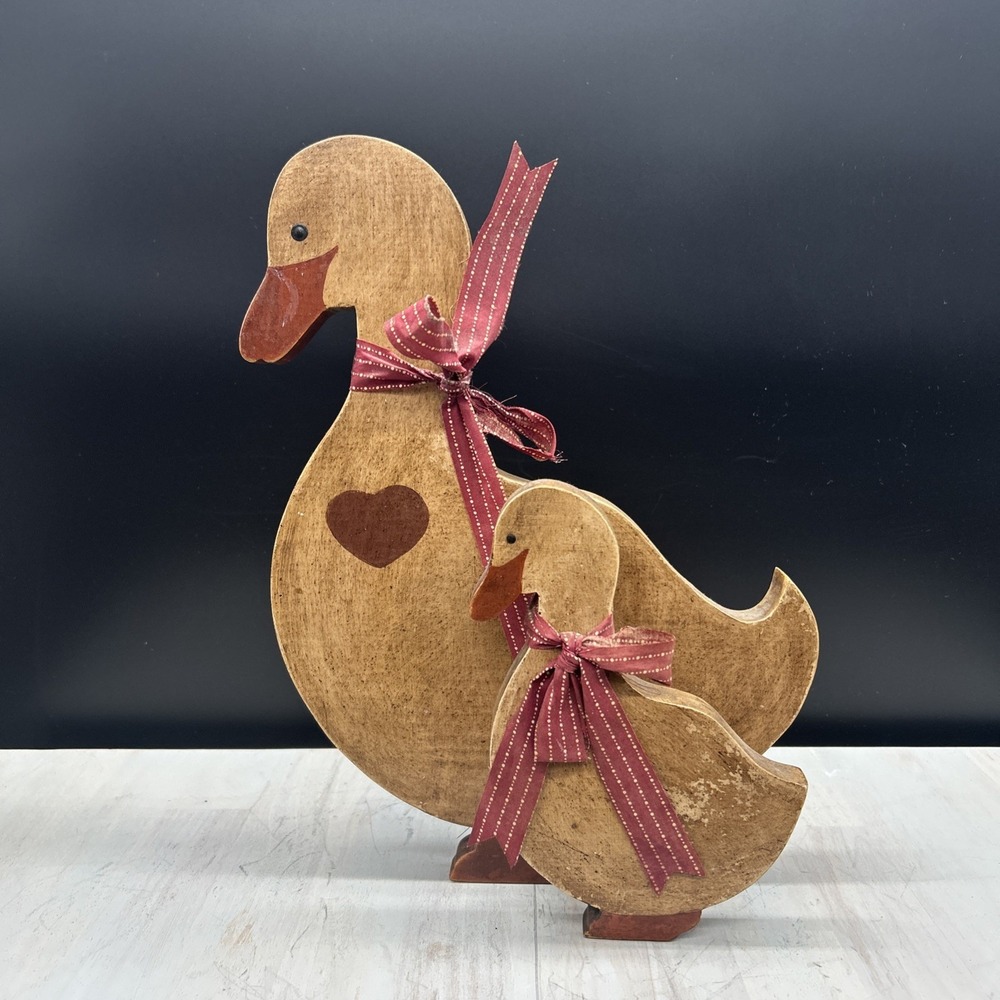 Duck And Duckling With Heart Cottagecore Vintage Solid Wood Wall Hanging
